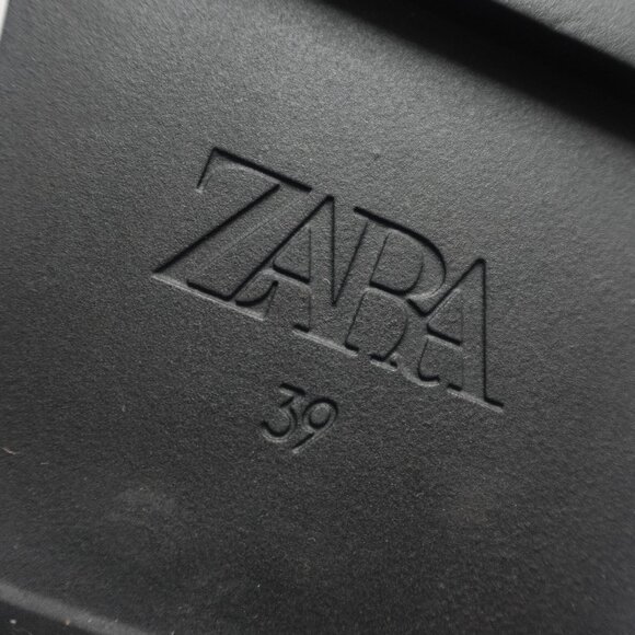 Zara Lug Sole Low Heel Leather Ankle Boots - Picture 15 of 16